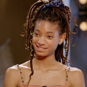 Jada Pinkett Smith, sa mère Adrienne Banfield-Norris, sa fille Willow Smith et l'amie de cette dernière Telana Lynum dans l'émission "Red Table Talk" diffusée sur Facebook. Juin 2018.