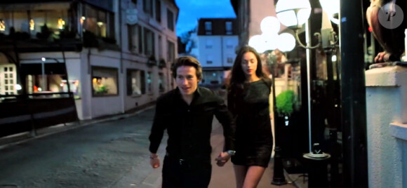 Mickaël Vendetta dans son clip "I want to be yours", révélé le 11 juin 2013.