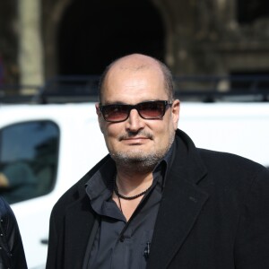 Exclusif - Le cousin de Johnny Hallyday, Michael Ketcham Halliday arrive à la messe hommage pour le 75ème anniversaire de Johnny Hallyday en l'église de La Madeleine à Paris. Le 15 juin 2018