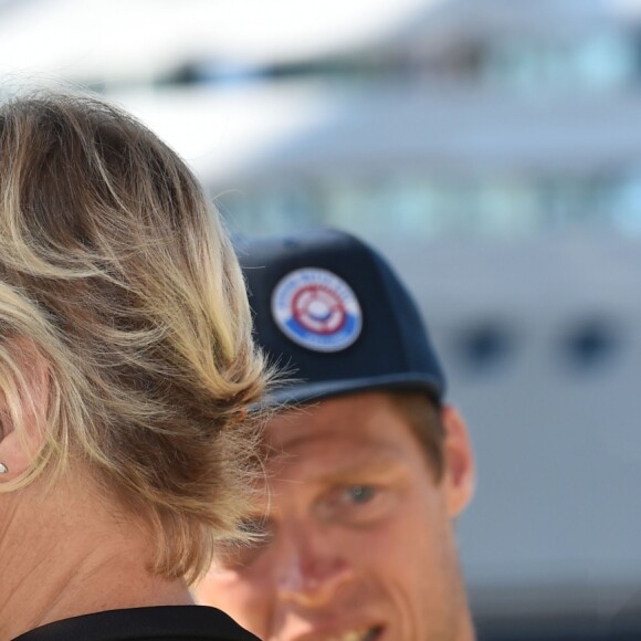 La princesse Charlene de Monaco lors du Water Bike Challenge, au profit de la Fondation princesse Charlene de Monaco au départ du Yacht Club de Monaco le 17 juin 2018. © Bruno Bebert / Bestimage