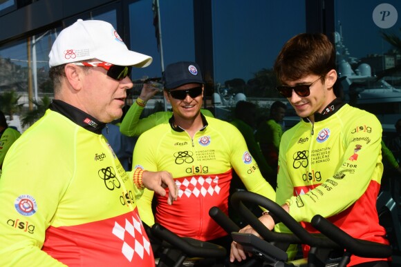 Le prince Albert II de Monaco, Gareth Wittstock, Charles Leclerc lors du Water Bike Challenge, au profit de la Fondation princesse Charlene de Monaco au départ du Yacht Club de Monaco le 17 juin 2018. © Bruno Bebert / Bestimage