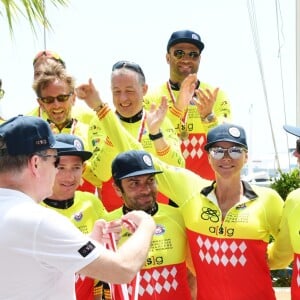 L'équipe de la princesse Charlene a remporté cette édition du Waterbike Challenge - Le prince Albert II de Monaco, David Tanner, Christophe Dominici, la princesse Charlene de Monaco, Terence Parkin, Mark Webber lors du Water Bike Challenge, au profit de la Fondation princesse Charlene de Monaco au départ du Yacht Club de Monaco le 17 juin 2018. © Bruno Bebert / Bestimage