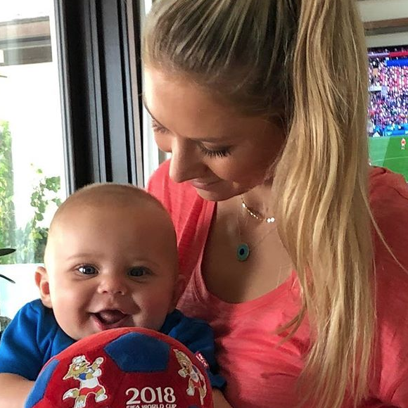 Anna Kournikova et l'un de ses bébés - Instagram, 16 juin 2018
