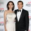 Brad Pitt et sa femme Angelina Jolie - Avant-première du film "By the Sea" lors du gala d'ouverture de l'AFI Fest à Hollywood, le 5 novembre 2015.