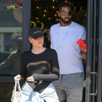 Khloé Kardashian solitaire et ennuyée avec Tristan Thompson ? Elle répond