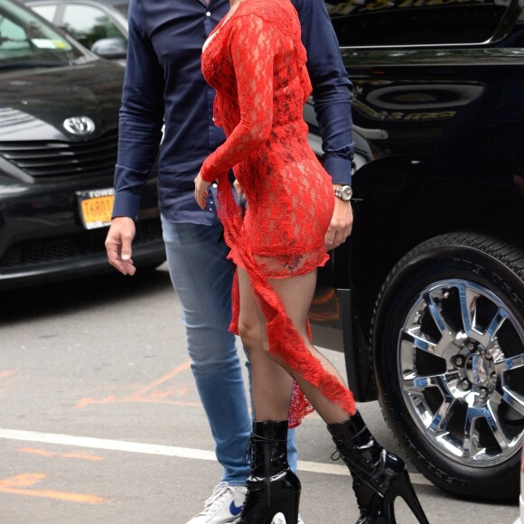 Lady Gaga arrive aux Electric Lady Studios à New York. Le 27 juin 2018.