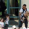 Exclusif - Megan Fox et son mari Brian Austin Green sont allés déjeuner au restaurant mexicain "Los Arroyos Montecito" avec leurs enfants Noah Shannon, Bodhi Ransom et Journey River, le 9 juillet 2017.