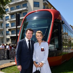 Exclusif - Christian Estrosi et sa femme Laura Tenoudji durant l'inauguration de la ligne 2 Ouest Est du tramway sur le tronçon aérien entre le CADAM et Magnan à Nice 30 juin 2018. Ce tramway est le premier au monde à utiliser un système innovant de recharge ponctuelle en station permettant une autonomie totale entre les stations aèriennes. Le SRS est un système de recharge statique par le sol mis au point par Alstom. Un tramway plus propre, plus performant avec un design signé par le niçois Ora Ito. Cet été, de 7h à 21h et jusqu'au 2 septembre les 7kms mis en service seront gratuits pour les usagers, d'ici septembre 2019 la partie souterraine sera terminée et les passagers pourront rejoindre l'aéroport en partant du port en 26 minutes.30/06/2018 - Nice