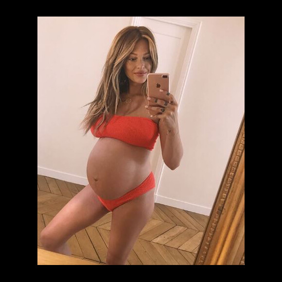 Caroline Receveur enceinte de son compagnon Hugo Philippe - Instagram, juin 2018