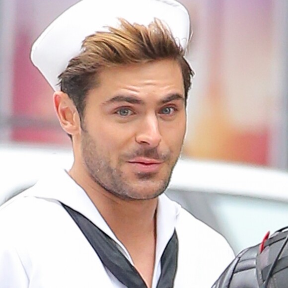 Zac Efron - Les acteurs sur le tournage de l'émission 'The Late Show' avec James Corden à New York, le 9 décembre 2017