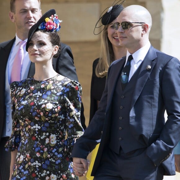 Tom Hardy et sa femme Charlotte Riley - Les invités à la sortie de la chapelle St. George au château de Windsor, Royaume Uni, le 19 mai 2018.