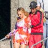 Jay-Z et sa femme Beyonce sont allés découvrir en bateau le Lac de Côme en Italie. Le couple est arrivé au volant d'une magnifique Fiat Spider rouge. Le 7 juillet 2018
