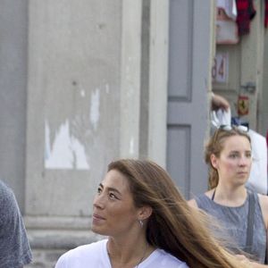 Exclusif - David Duchovny se promène avec sa compagne Monique Pendleberry à Montreal le 6 juillet 2018