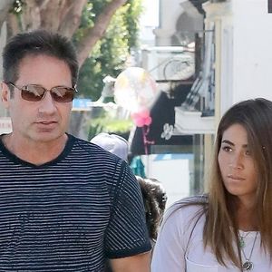 Exclusif - David Duchovny est allé déjeuner avec sa compagne Monique Pendleberry à Brentwood, le 25 juin 2018
