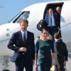 Le prince Harry, duc de Sussex et sa femme Meghan Markle, duchesse de Sussex arrivent à l'aéroport de Dublin, le 10 juillet 2018.