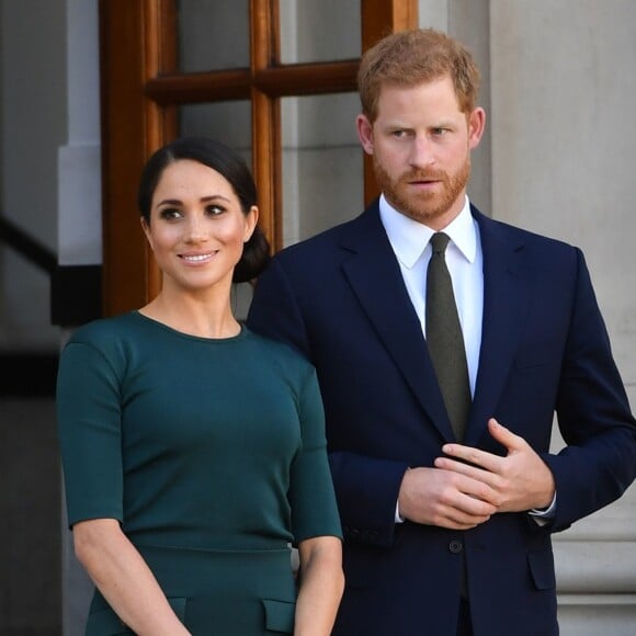 Le prince Harry, duc de Sussex, et sa femme Meghan Markle, duchesse de Sussex lors d'un entretien avec Leo Varadkar (Taoiseach) au "Government Buildings" lors de leur visite à Dublin, le 10 juillet 2018.