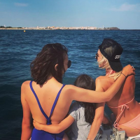 Valérie Bègue et Alexandra Rosenfeld divines en bikini : Duo complice avec Jazz