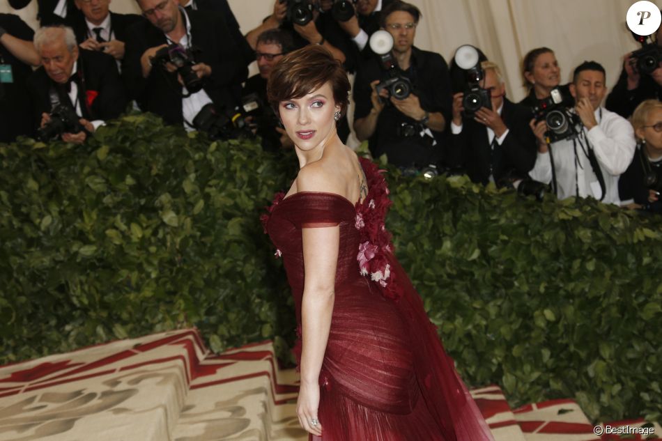 Scarlett Johansson Met Gala (Met Ball, Costume Institute ...