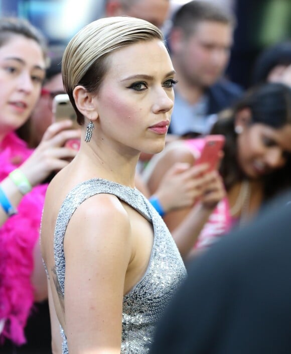 Scarlett Johansson - Première du film "Rough Night" au théâtre AMC Lincoln Square à New York City, New York, Etats-Unis, le 12 juin 2017.
