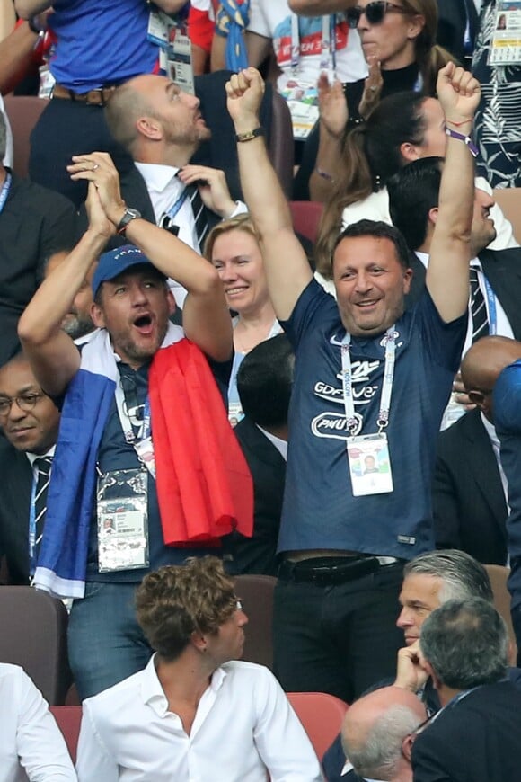 Dany Boon, Arthur - People au stade Loujniki lors de la finale de la Coupe du Monde de Football 2018 à Moscou, opposant la France à la Croatie à Moscou le 15 juillet 2018 .© Cyril Moreau/Bestimage