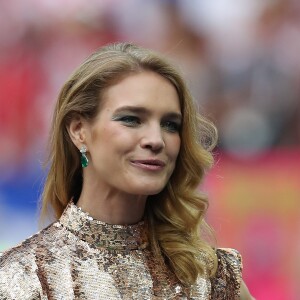 Natalia Vodianova - People au stade Loujniki lors de la finale de la Coupe du Monde de Football 2018 à Moscou, opposant la France à la Croatie à Moscou le 15 juillet 2018 .© Cyril Moreau/Bestimage