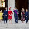 Le roi Philippe et la reine Mathilde de Belgique et leurs enfants la Princesse Elisabeth, le Prince Gabriel , le Prince Emmanuel et la Princesse Eléonore se rendent à la messe à l'occasion de la fête nationale Belge à Bruxelles le 21 juillet 2018