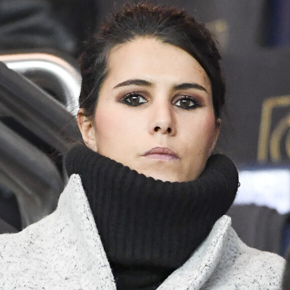 Karine Ferri encourage son compagnon Yoann Gourcuff lors du match Psg-Rennes au Parc des Princes à Paris le 6 novembre 2016. (victoire 4-0 du Psg) © Pierre Perusseau/Bestimage