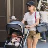 Nicky Hilton promène sa fille Lily Grace dans les rues de New York, le 19 juillet 2018.