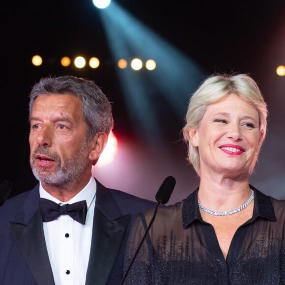 Michel Cymes et Maïtena Biraben - 70ème édition du gala de la Croix Rouge monegasque à Monaco le 27 juillet 2018. © Pierre Villard/Le Palais Princier/Monte-Carlo-SBM via Bestimage