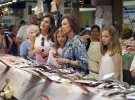 Letizia d'Espagne, ses filles et la reine Sofia: En touristes au marché de Palma