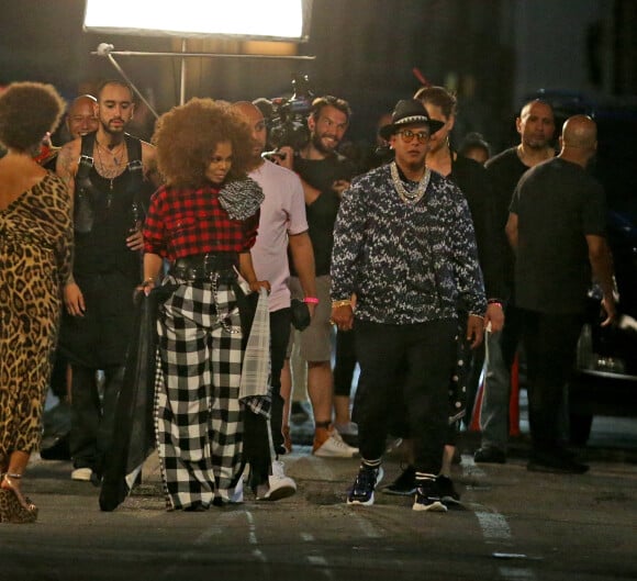 Janet Jackson sur le tournage de son nouveau clip avec Daddy Yankee dans le quartier de Brooklyn à New York. Le 23 juillet 2018