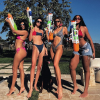 Piscine party pour Kendall Jenner et Kourtney Kardashian sur Instagram, ce 28 mai 2018.