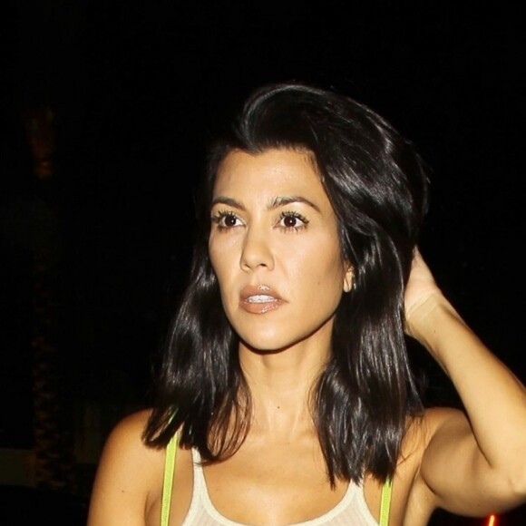 Kourtney Kardashian à la sortie du restaurant "Madeo" à Beverly Hills. Los Angeles, le 8 août 2018.