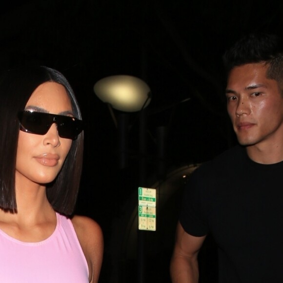 Kim Kardashian est allée diner avec des amis au restaurant Madeo après avoir assisté à la vente aux enchères de Christie's et What Goes Around Comes Around. Beverly Hills, le 21 août 2018.