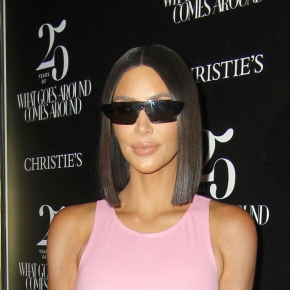 Kim Kardashian assiste à la vente aux enchères Christie's x What Goes Around Comes Around à Los Angeles, le 21 août 2018.