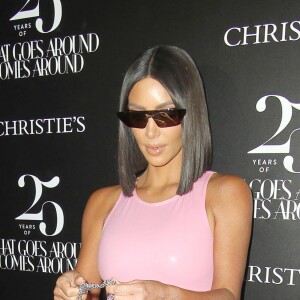 Kim Kardashian assiste à la vente aux enchères Christie's x What Goes Around Comes Around à Los Angeles, le 21 août 2018.
