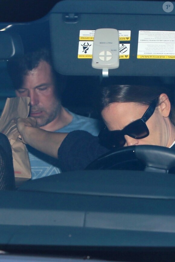 Jennifer Garner et Ben Affleck en voiture sur la route du centre de désintoxication Canyon Treatment Center à Los Angeles le 22 août 2018