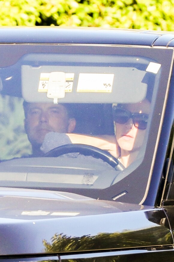 Jennifer Garner et Ben Affleck en voiture sur la route du centre de désintoxication Canyon Treatment Center à Los Angeles le 22 août 2018