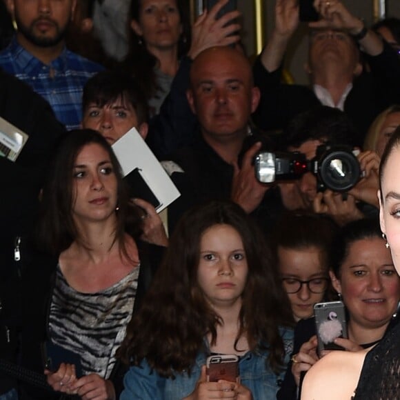 Charlotte Le Bon (habillée en robe Dior) arrive au dîner "Dior - Madame Figaro" à l'hôtel JW Marriott lors du 71ème Festival International du Film de Cannes, le 12 mai 2018.