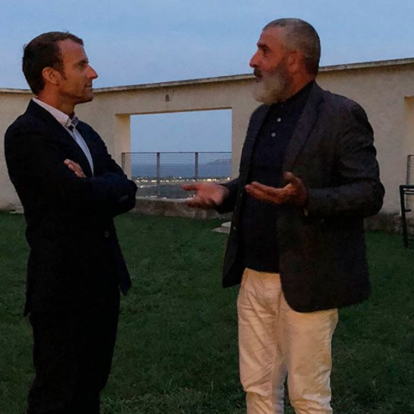 Brigitte et Emmanuel Macron accueillis par Jean-Pierre Blanc à la villa Noailles à Hyères, le samedi 25 août 2018.