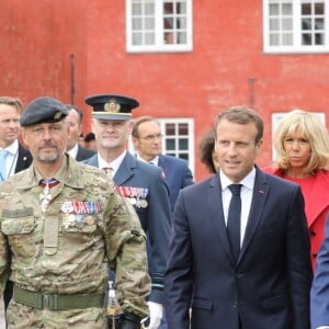 Le prince Frederik, La princesse Mary de Danemark, le président de la République française Emmanuel Macron et sa femme la Première Dame Brigitte Macron (Trogneux) lors de la cérémonie de dépôt de gerbe au monument des soldats tombés à la citadelle de Copenhague - Le couple présidentiel français en visite d'État à Copenhague, Danemark, le 28 août 2018. © Ludovic Marin/Pool/Bestimage