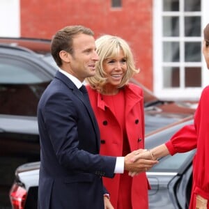 Le prince Frederik, La princesse Mary de Danemark, le président de la République française Emmanuel Macron et sa femme la Première Dame Brigitte Macron (Trogneux) lors de la cérémonie de dépôt de gerbe au monument des soldats tombés à la citadelle de Copenhague - Le couple présidentiel français en visite d'État à Copenhague, Danemark, le 28 août 2018. © Ludovic Marin/Pool/Bestimage