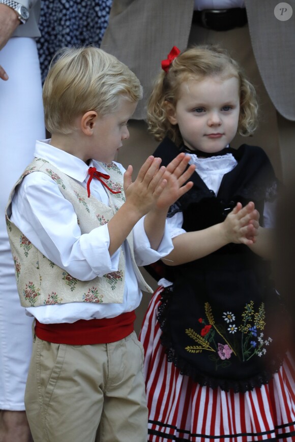 Le prince Jacques de Monaco et la princesse Gabriella de Monaco - Traditionnel Pique-nique des Monégasques dans les jardins du parc Princesse Antoinette à Monaco, le 31 août 2018. La famille a assisté à une danse folklorique animée par le groupe "La Paladienne". © Claudia Albuquerque/Bestimage