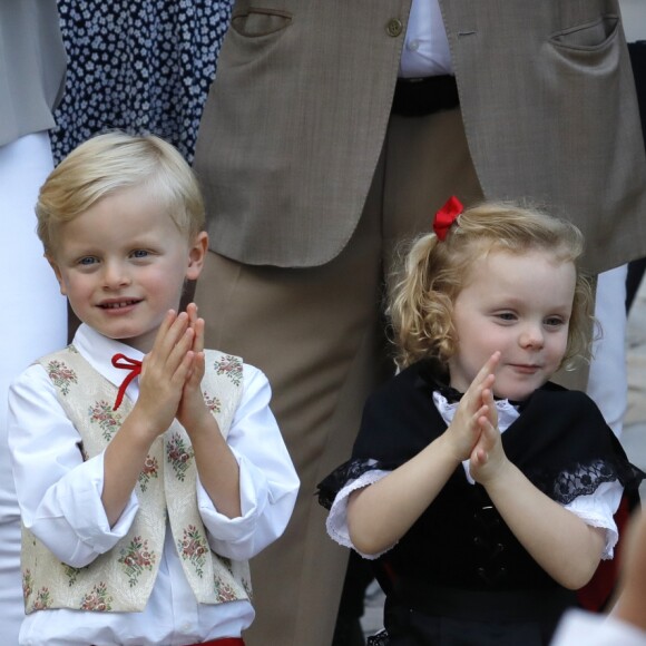 Le prince Jacques de Monaco et la princesse Gabriella de Monaco - Traditionnel Pique-nique des Monégasques dans les jardins du parc Princesse Antoinette à Monaco, le 31 août 2018. La famille a assisté à une danse folklorique animée par le groupe "La Paladienne". © Claudia Albuquerque/Bestimage