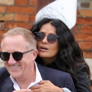 Salma Hayek et son mari François-Henri Pinault prennent un taxi boat à Venise lors du 75ème festival du film, la Mostra le 31 août 2018.