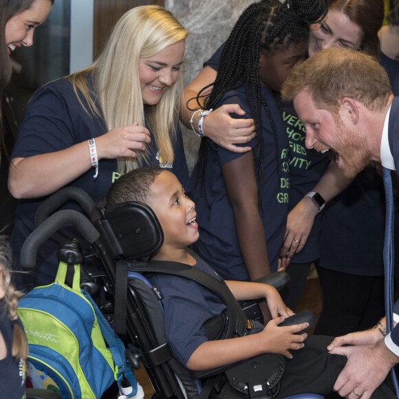 Le prince Harry, duc de Sussex et Meghan Markle, duchesse de Sussex à la soirée WellChild Awards à l'hôtel Royal Lancaster à Londres le 4 septembre 2018.