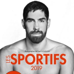 Nikola Karabatic en couverture du calendrier "Les sportifs 2019" réalisé par Fred Goudon et publié aux éditions First le 6 septembre 2018.
