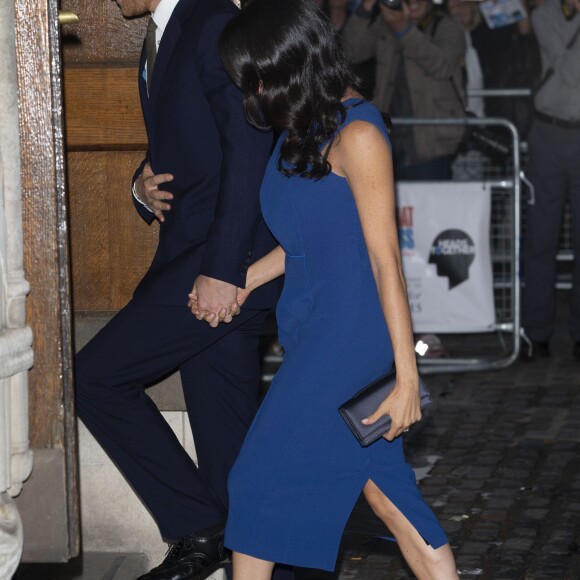 Le prince Harry et Meghan Markle (robe Jason Wu), duc et duchesse de Sussex, après le gala de charité The Royal Armouries' 100 Days to Peace au Central Hall Westminster à Londres le 6 septembre 2018, une soirée musicale commémorant le centenaire des cent derniers jours de la Première Guerre mondiale.