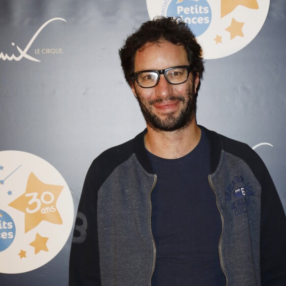 Manu Levy - Les 30 ans de Petits Princes au Cirque Phenix. L'association Les Petits Princes fête ses 30 ans cette année. Depuis sa création, elle réalise les rêves d'enfants malades. Grâce à elle, sept enfants qui en rêvaient vont participer au spectacle du Cirque Phénix à Paris le 24 Novembre 2017 © Marc Ausset-Lacroix/Bestimage