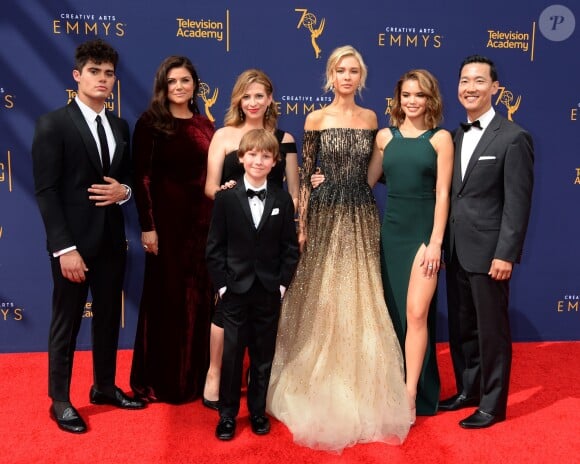 Emery Kelly, Tiffani Thiessen, Jolie Jenkins (enceinte), Isabel May, Paris Berelc aux Primetime Creative Arts Emmy Awards au Microsoft Theater à Los Angeles, le 9 septembre 2018.